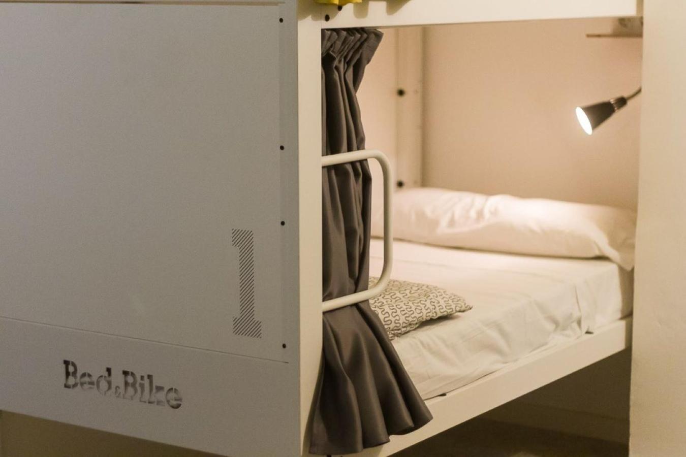 Bed & Bike Barcelona Exterior foto