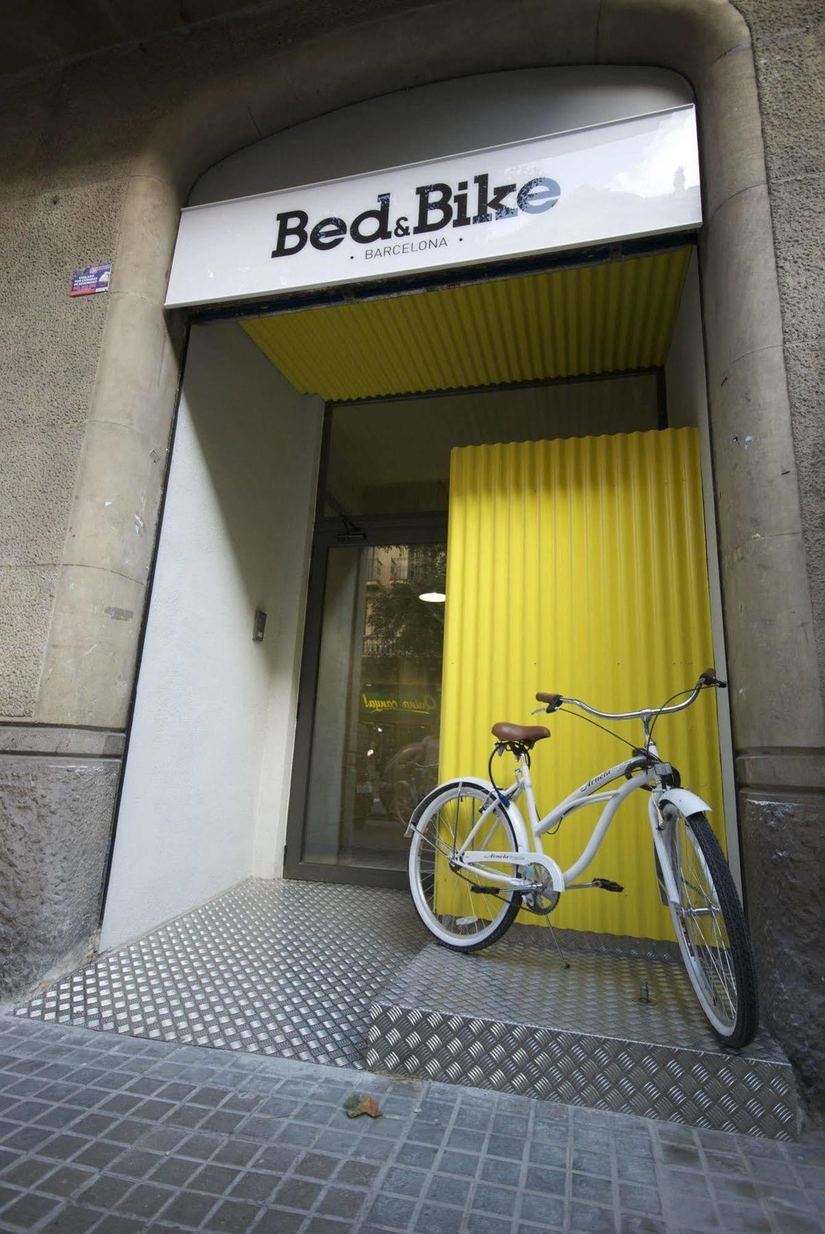 Bed & Bike Barcelona Exterior foto